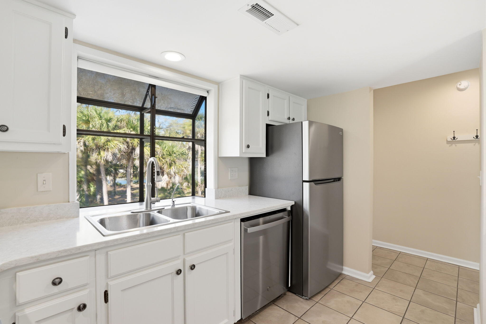 798 Summerwind Circle