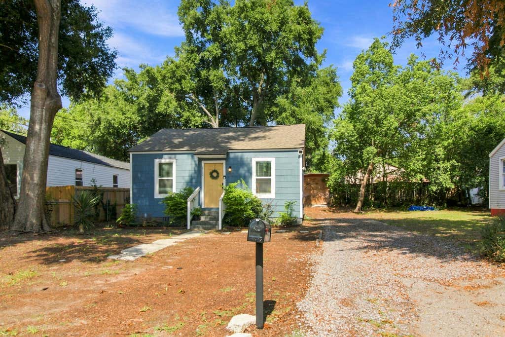 Photo of 2130 Commander Road, North Charleston, SC 29405 (MLS # 26023417)