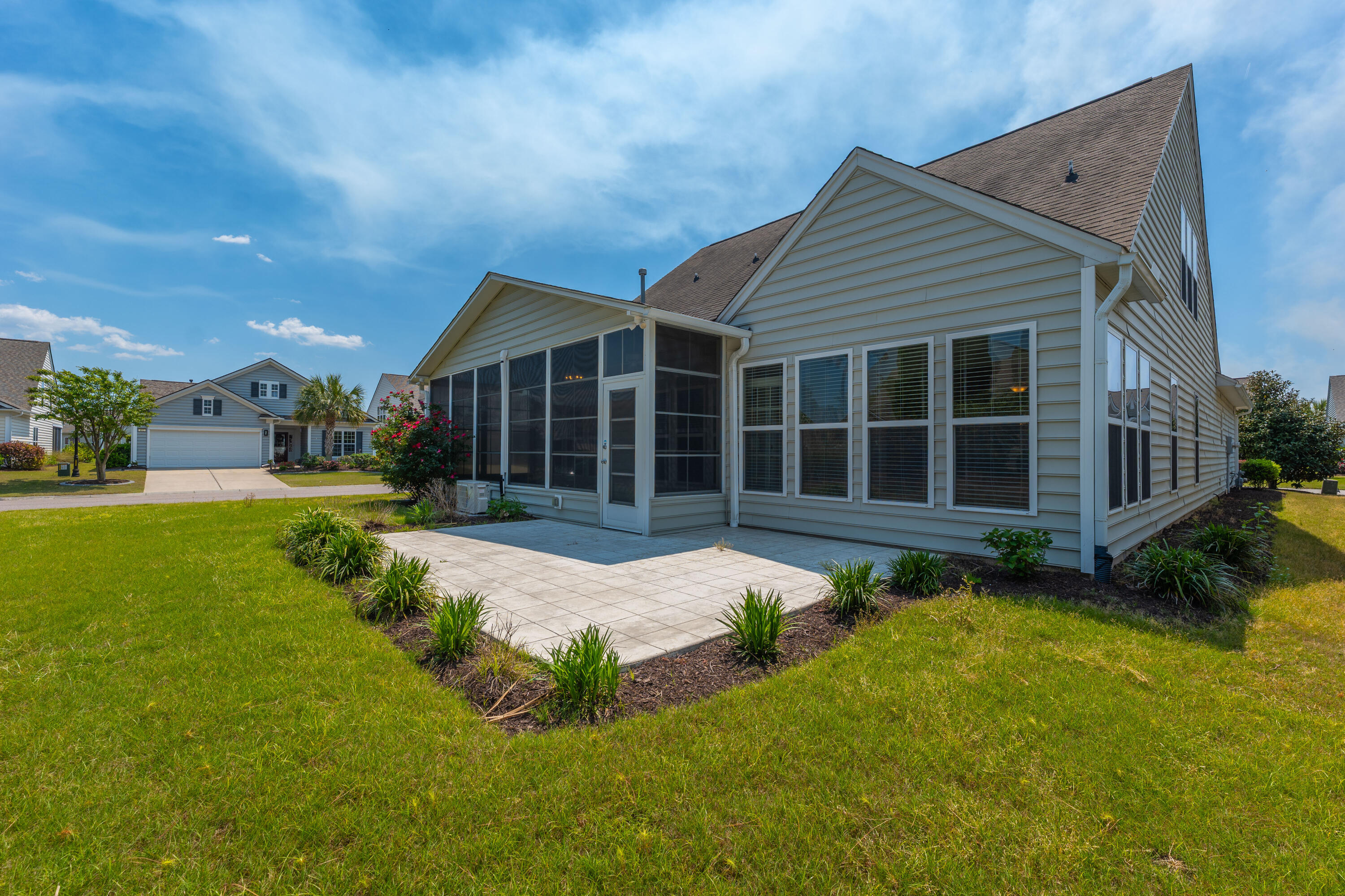 554 Tranquil Waters Way