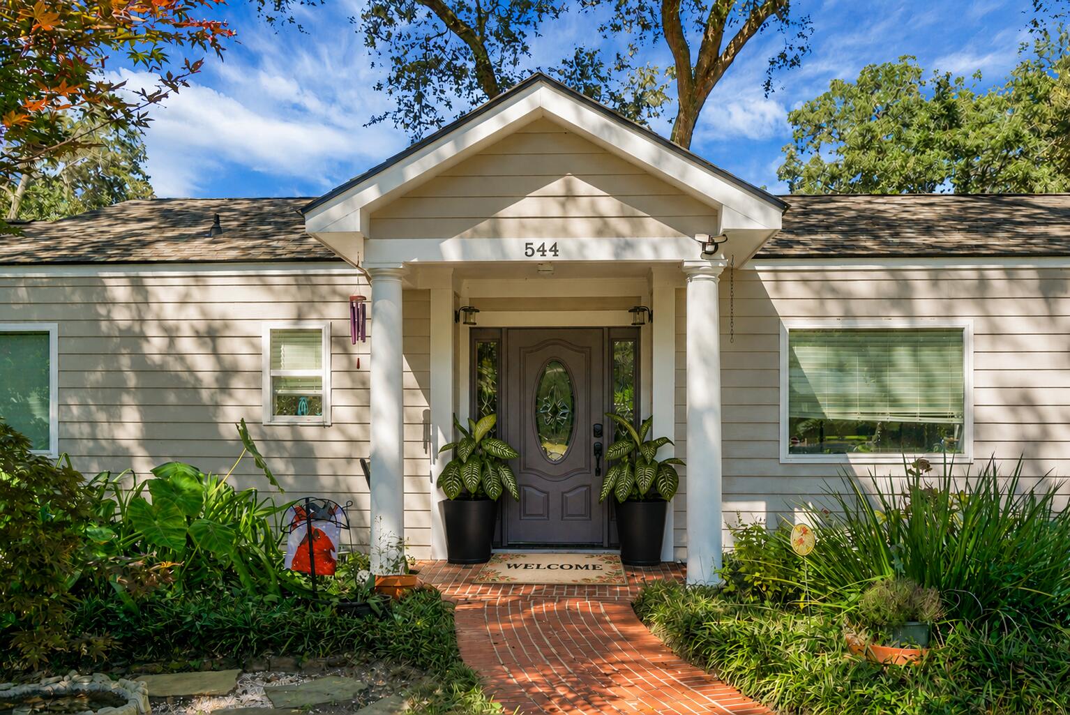 544 Fort Johnson Road