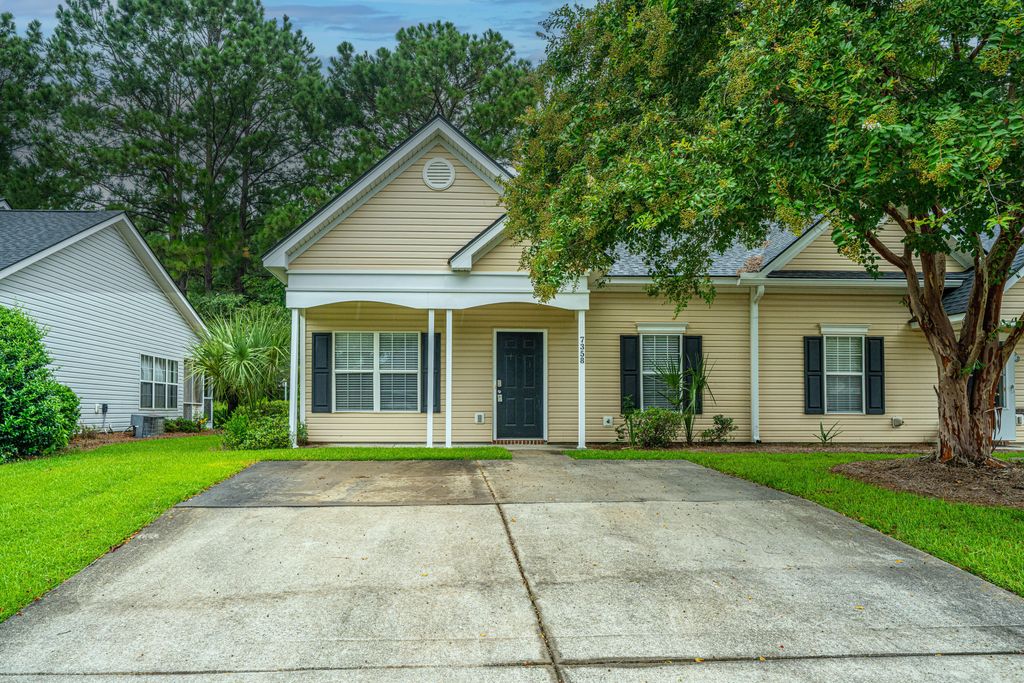 Photo of 7358 Suncatcher Drive, Hanahan, SC 29410 (MLS # 25021452)