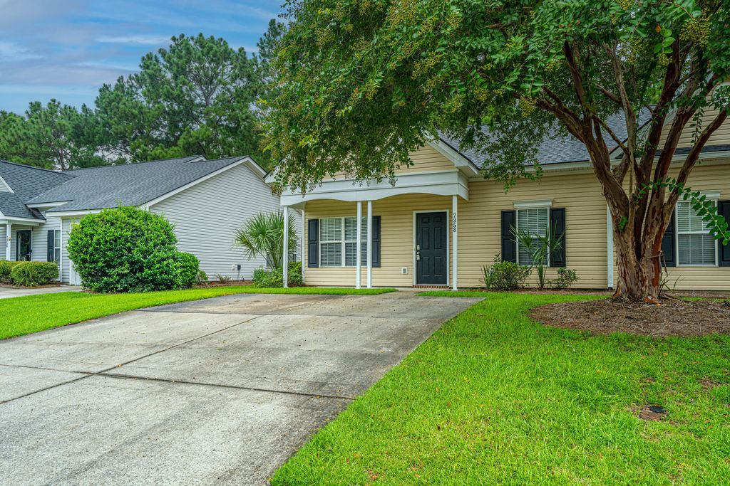 Photo of 7358 Suncatcher Drive, Hanahan, SC 29410 (MLS # 25021452)