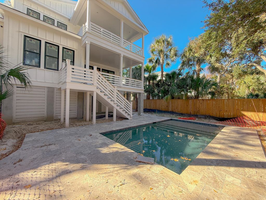 Photo of 6 29th Avenue, Isle of Palms, SC 29451 (MLS # 25030003)