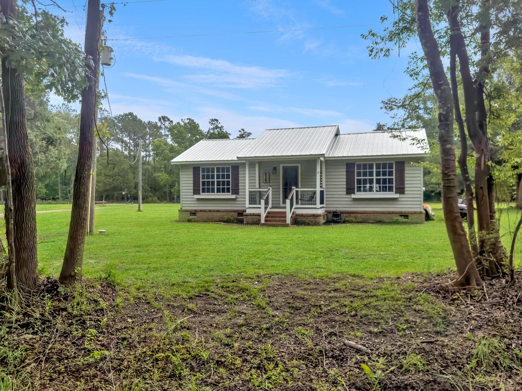 Photo of 416 Jelly Rolls Road, Moncks Corner, SC 29461 (MLS # 25010715)