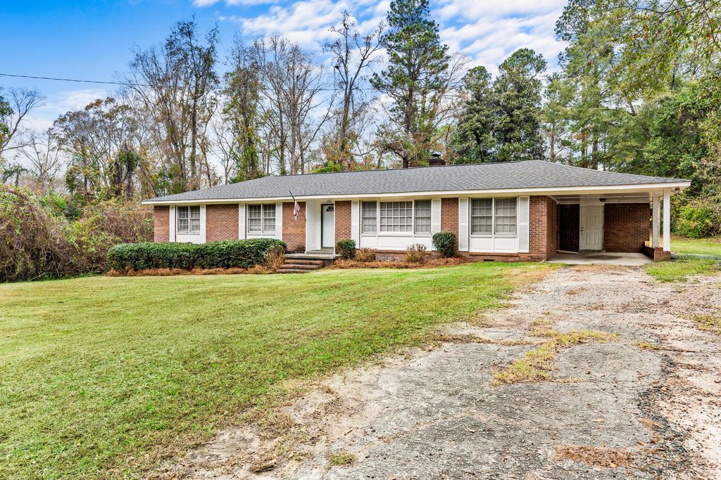 Photo of 1592 NE Sifly Road, Orangeburg, SC 29118 (MLS # 25032416)