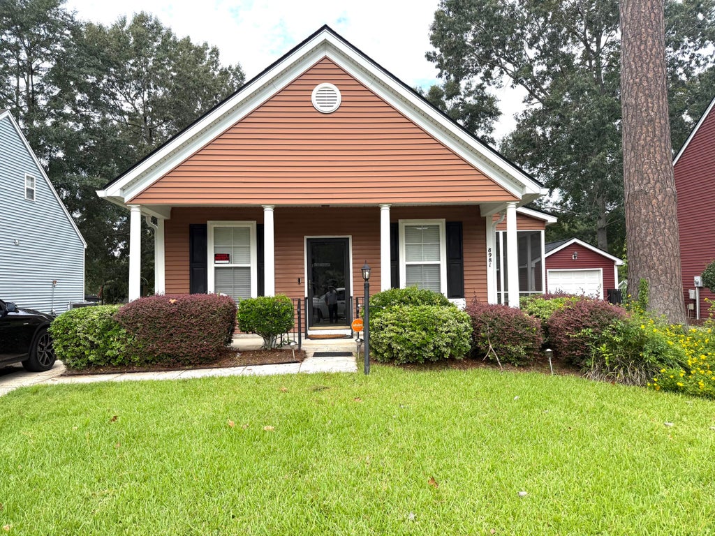 Photo of 8981 Planters Row Lane, Summerville, SC 29485 (MLS # 26026447)