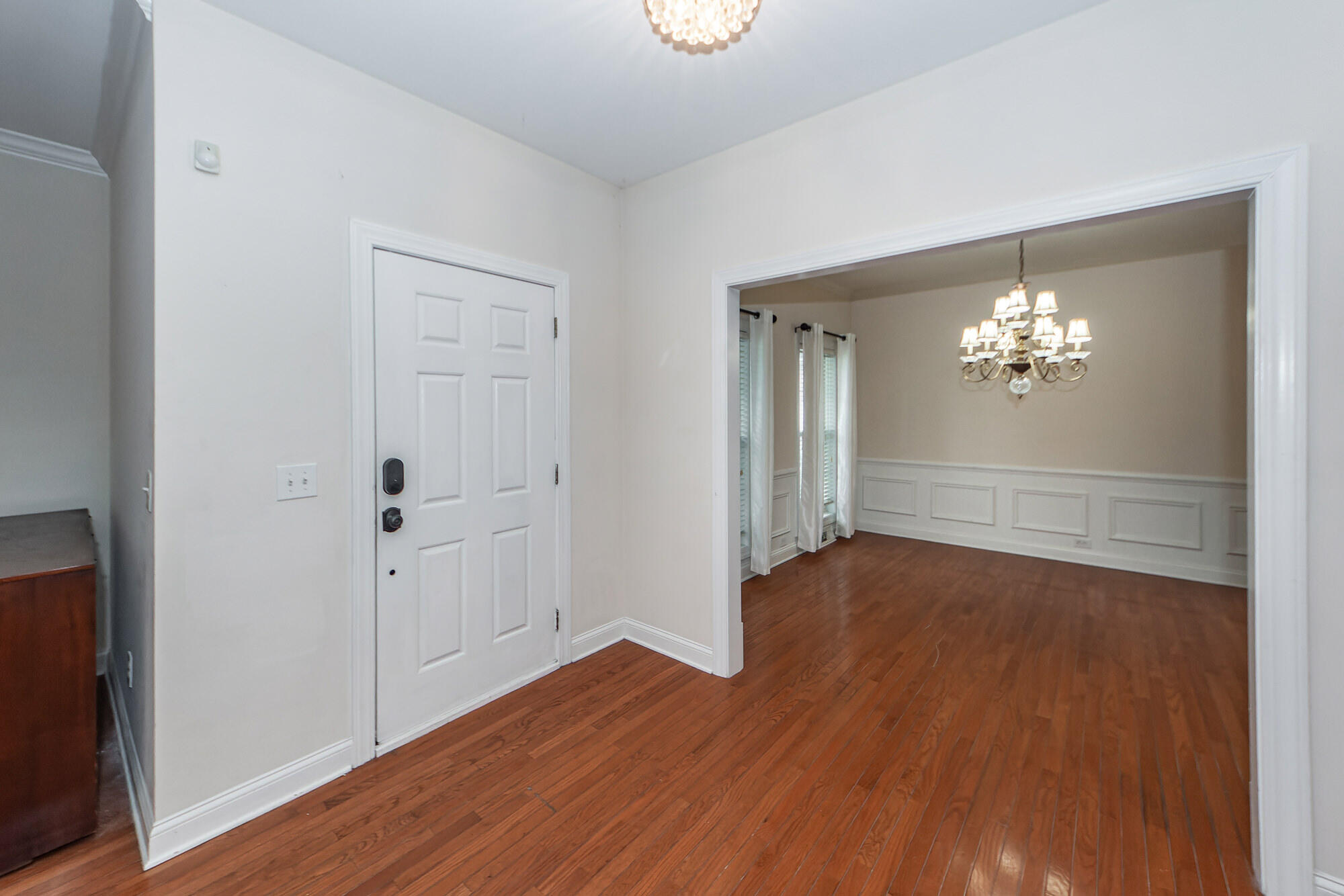 5496 Clearview Drive