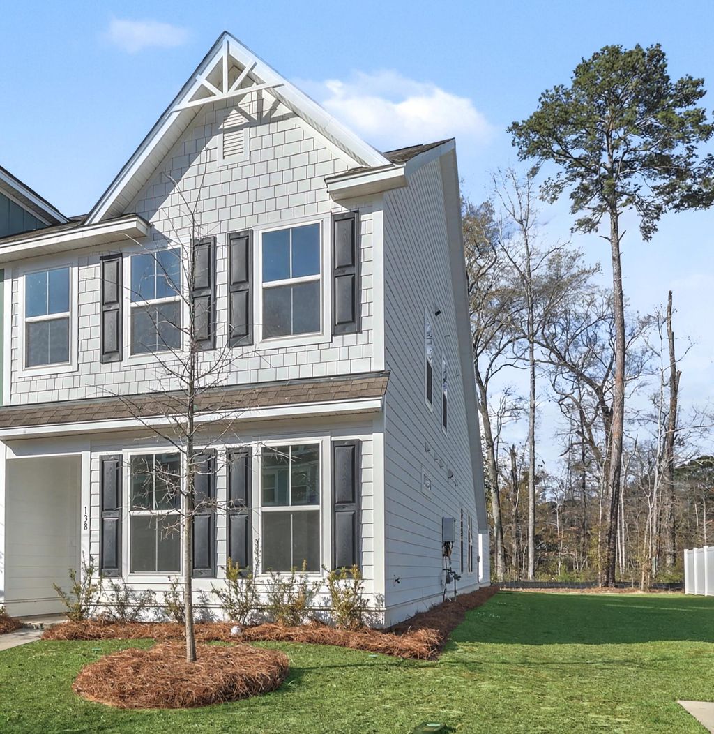 Photo of 138 Cantona Drive, Summerville, SC 29483 (MLS # 26006899)