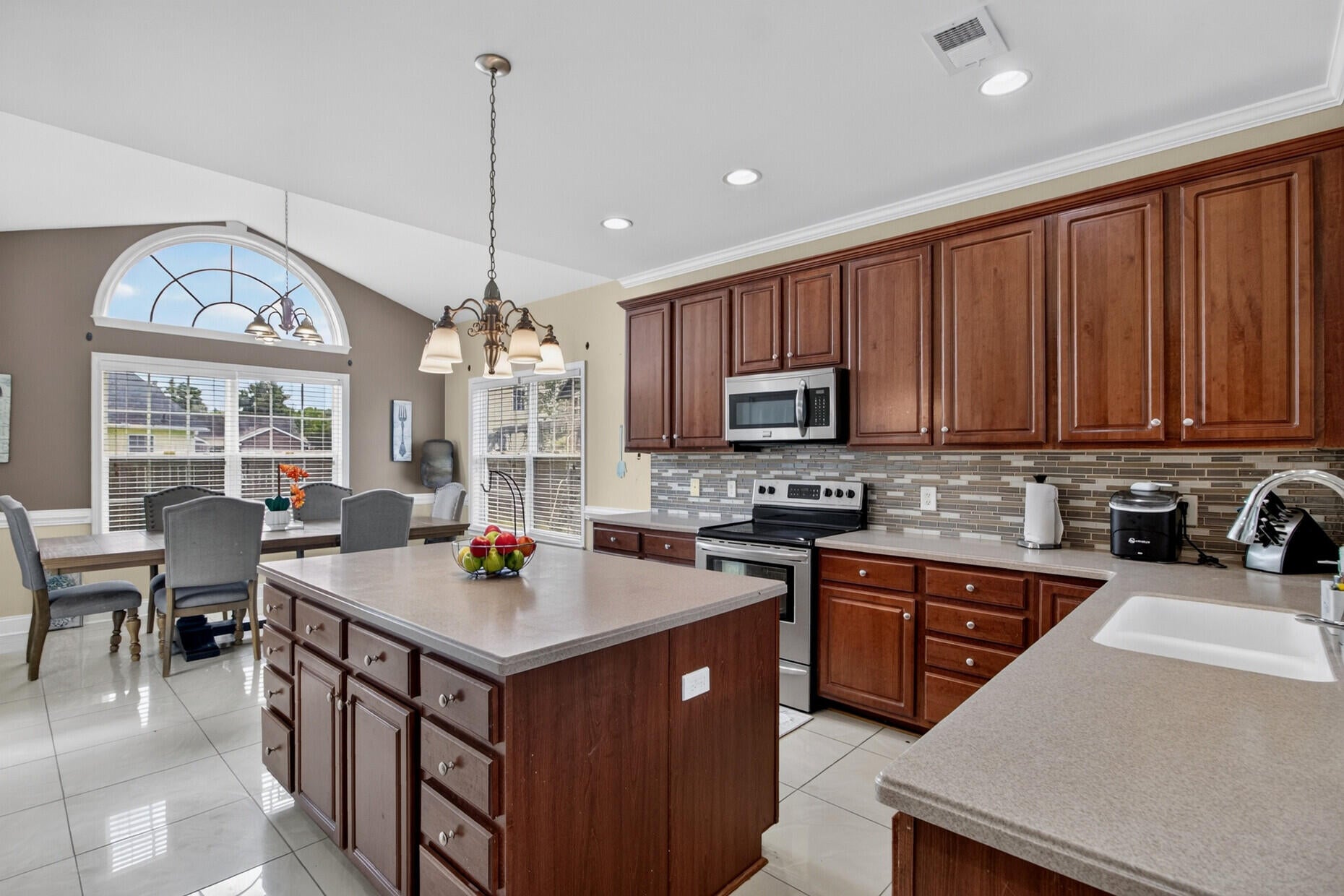 109 Netherfield Drive