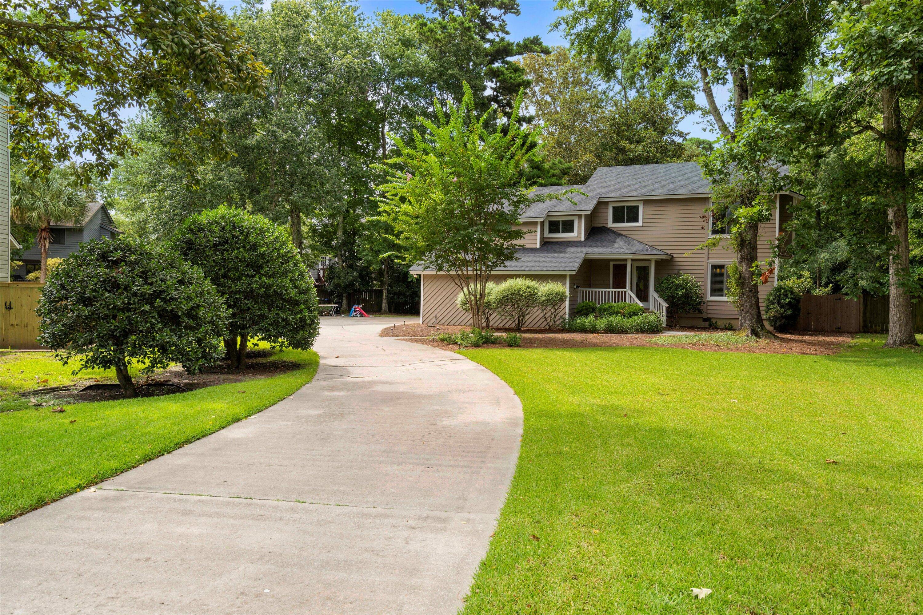 7 Skyeman Drive