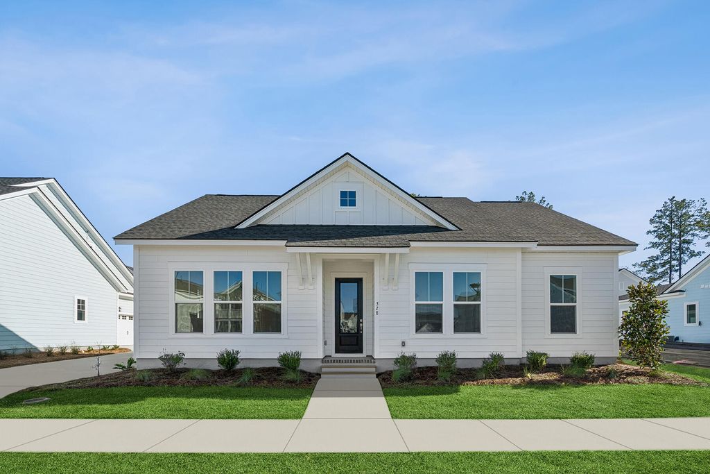 Photo of 328 Trailmore Lane, Summerville, SC 29486 (MLS # 25014011)