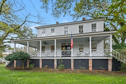 216 W Carolina Avenue Summerville SC 29483