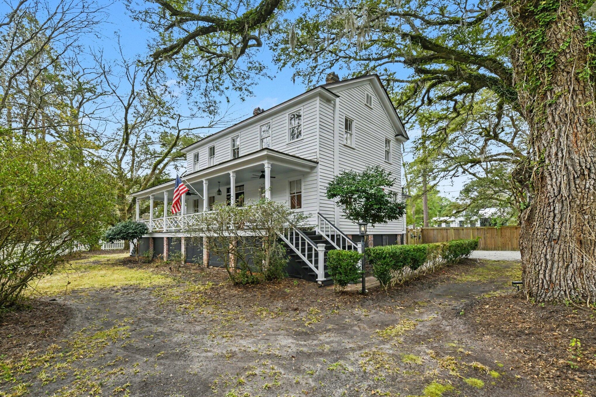 216 W Carolina Avenue