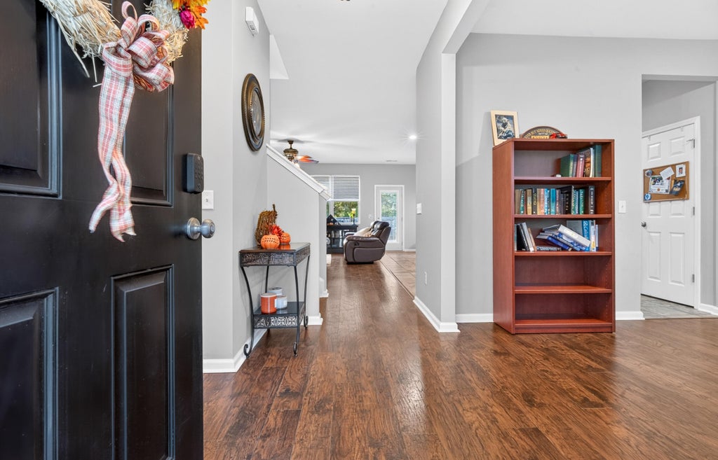 Photo of 305 Deep River Road, Summerville, SC 29486 (MLS # 26027183)