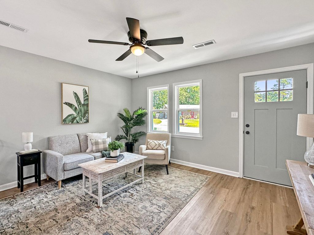 Photo of 106 Fripp Lane, Summerville, SC 29483 (MLS # 26013229)