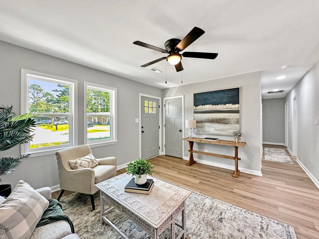Photo of 106 Fripp Lane, Summerville, SC 29483 (MLS # 26013229)