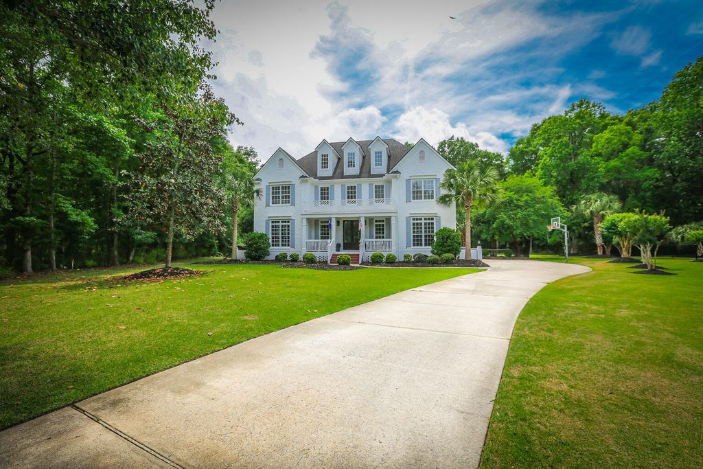 Photo of 2205 Old Jay Lane, Mount Pleasant, SC 29466 (MLS # 26013289)
