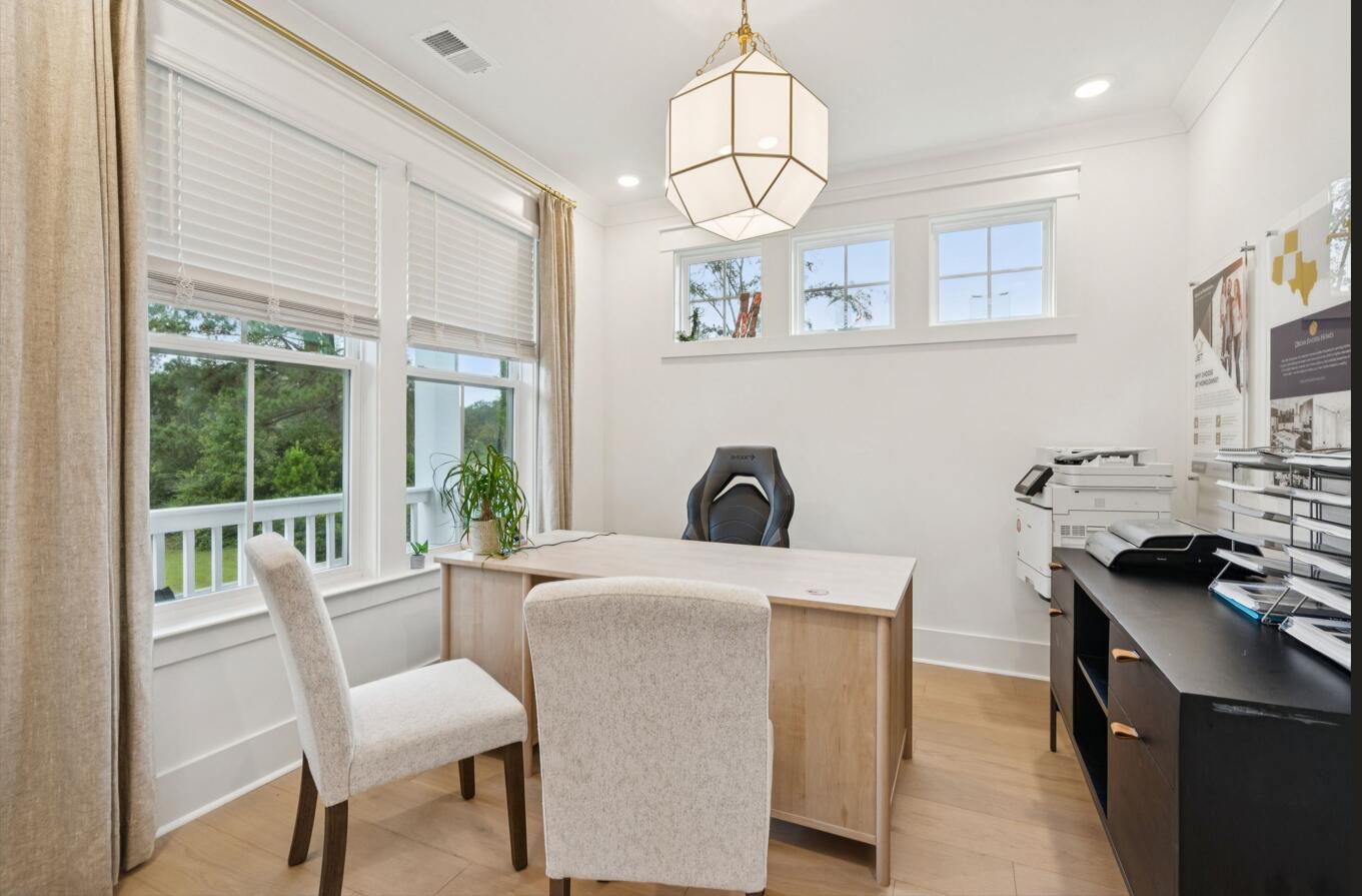 518 Highcroft Avenue