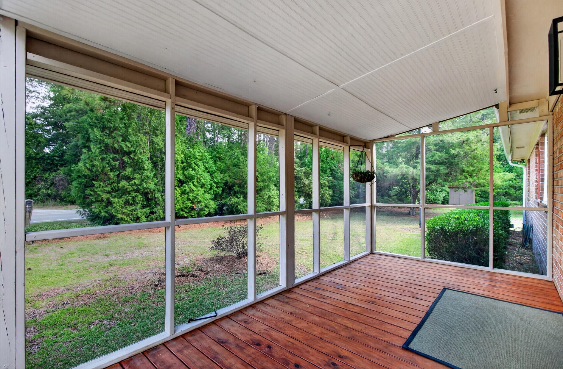 1105 County Line Road