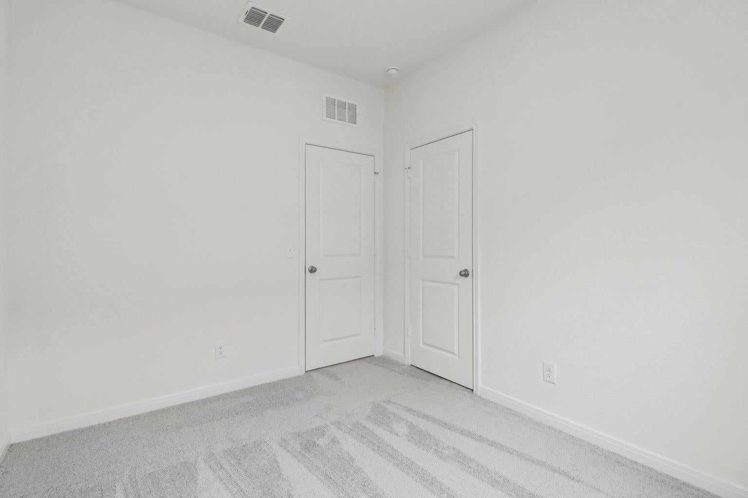 1203 Carriage Wood Circle