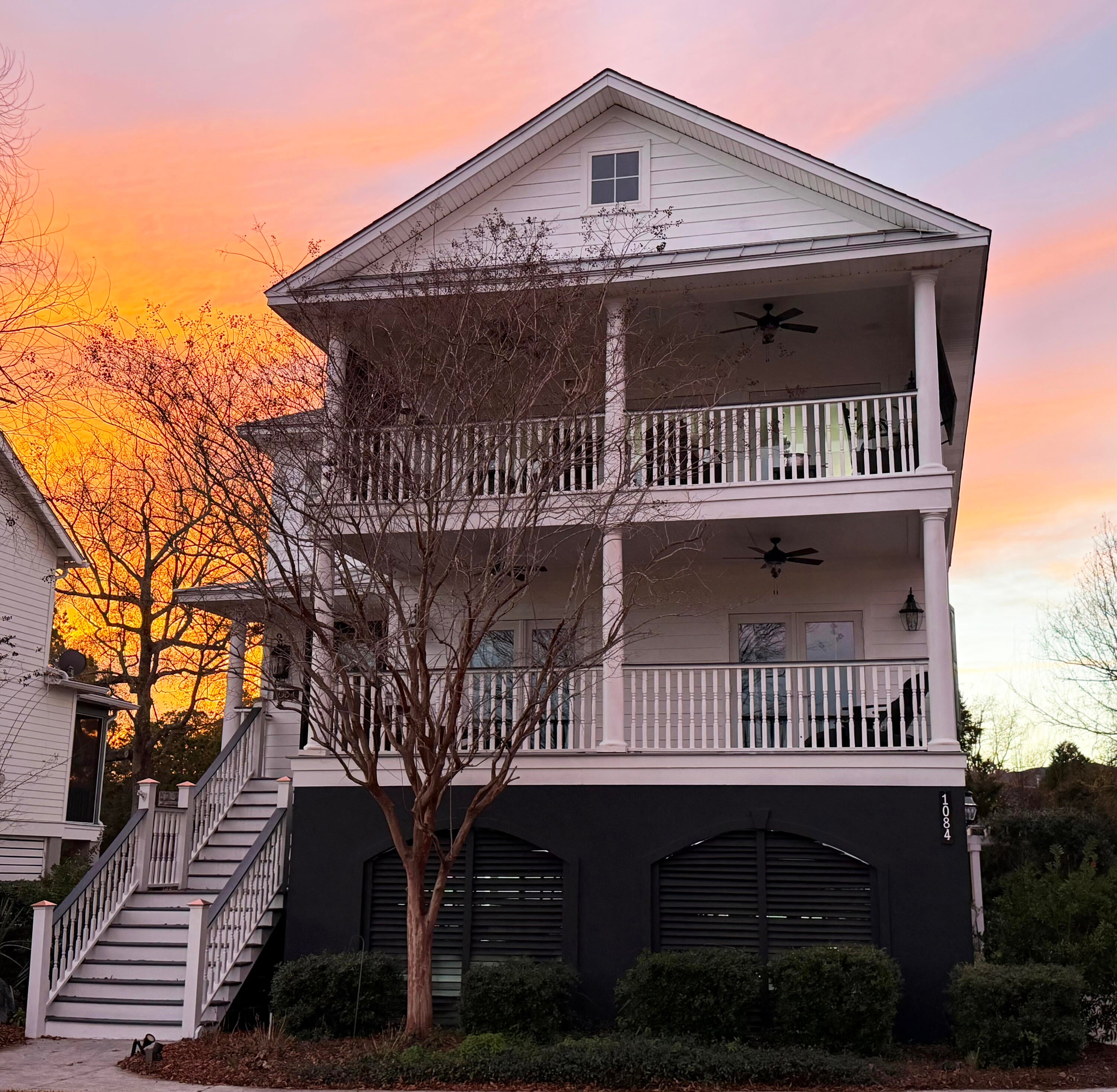 1084 Rivershore Road