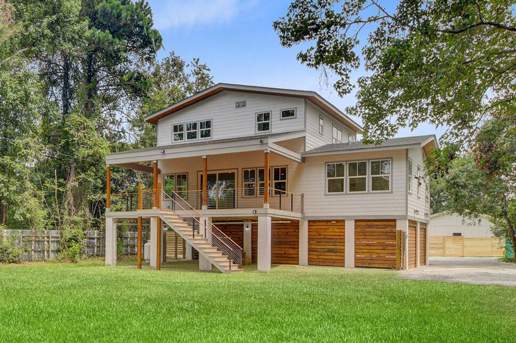 Photo of 779 Riverland Drive, Charleston, SC 29412 (MLS # 25023168)