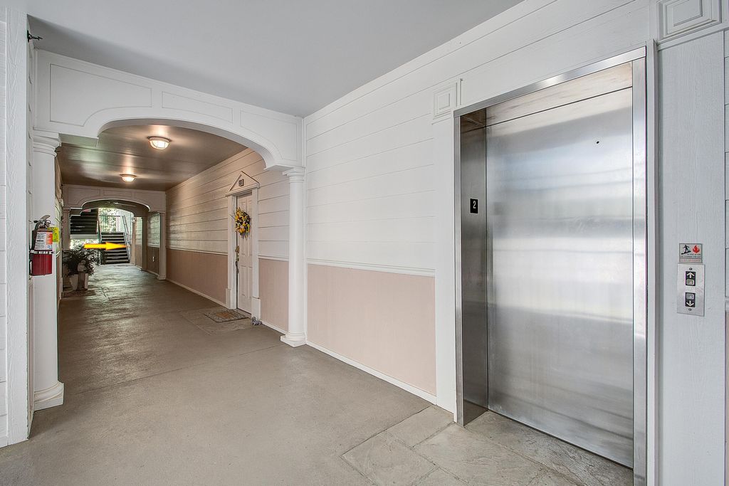 Photo of 1025 Riverland Woods Place #Apt 214, Charleston, SC 29412 (MLS # 26014257)