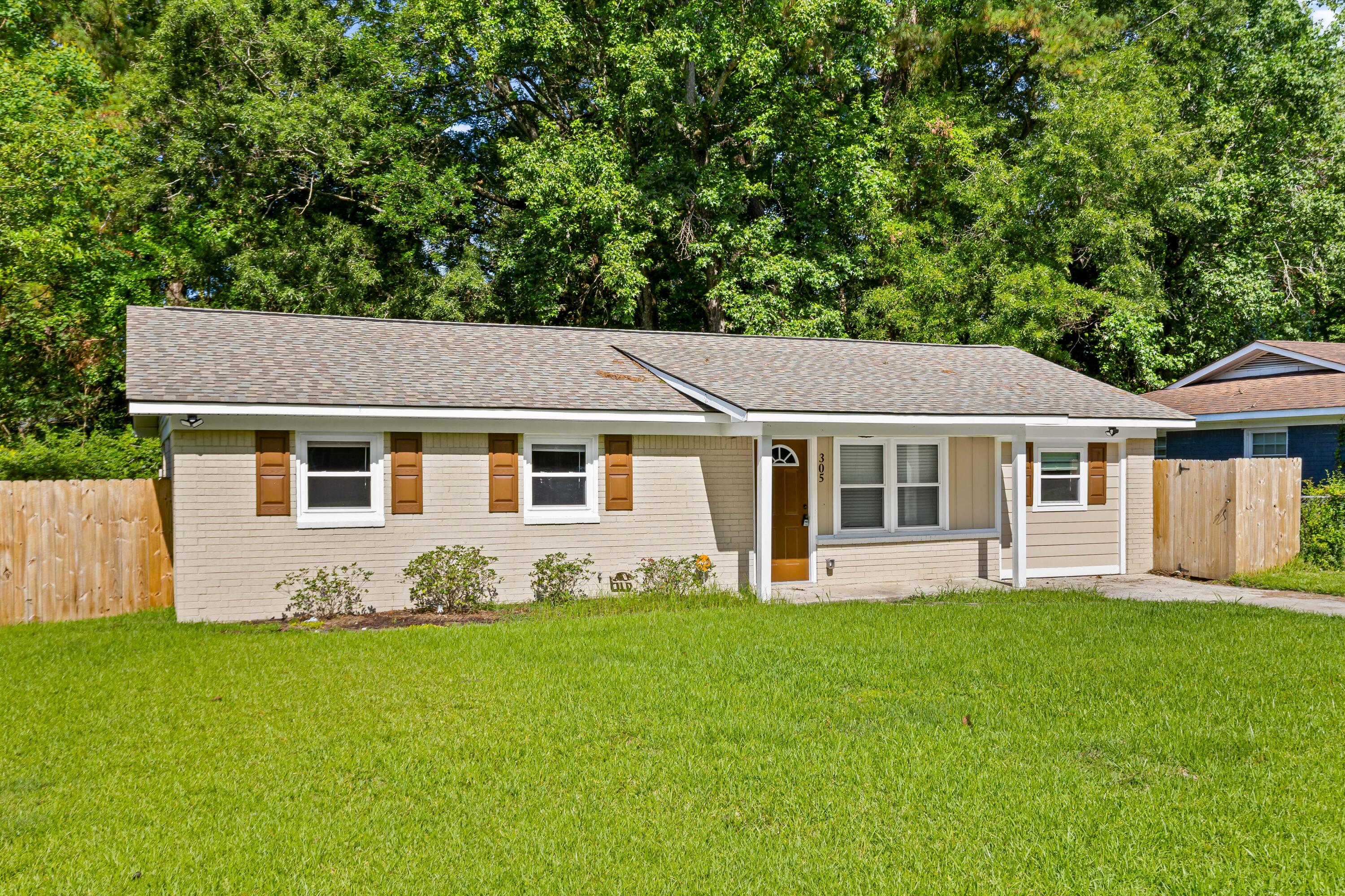 305 Elliott Drive