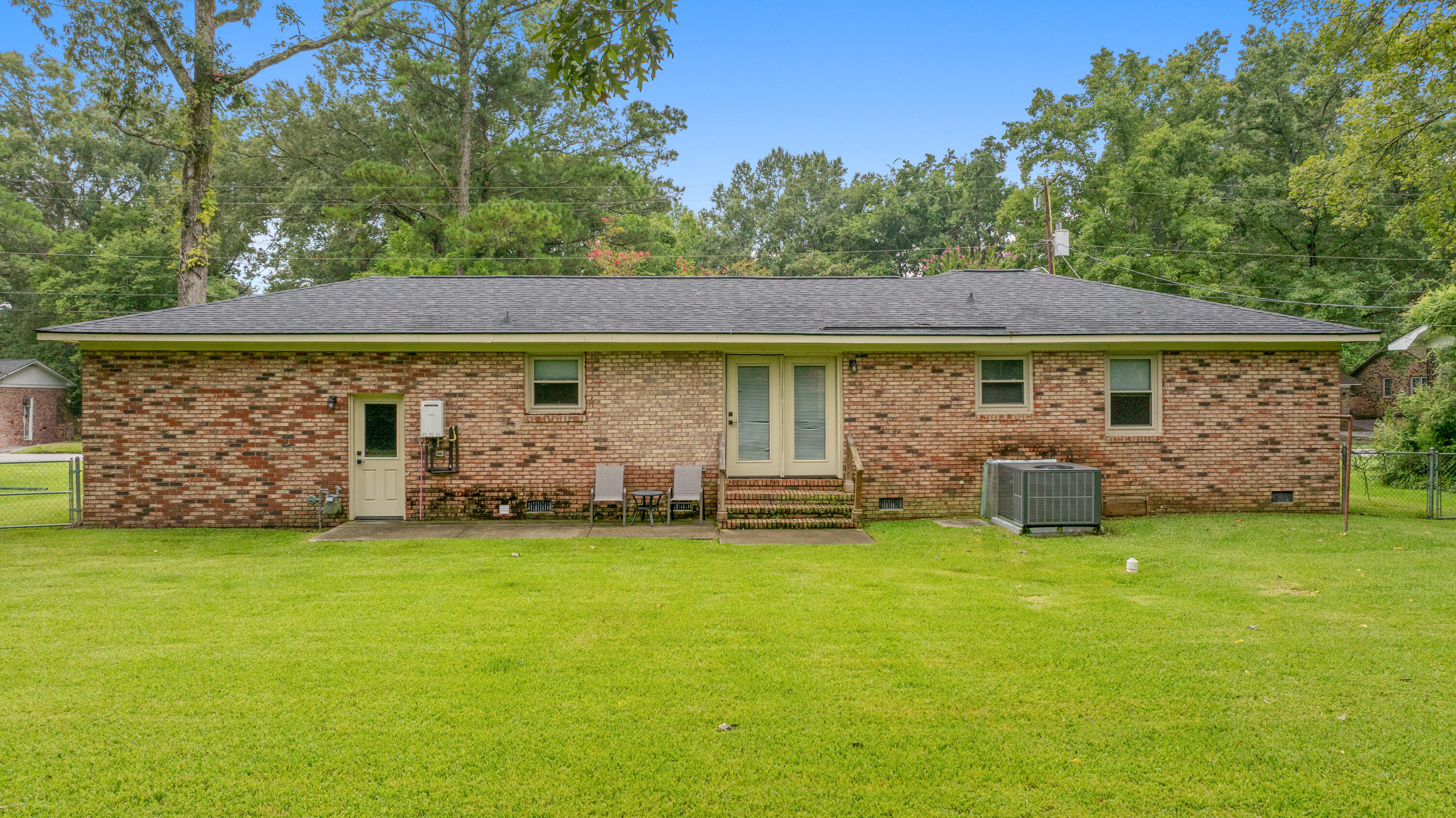 109 Monroe Road