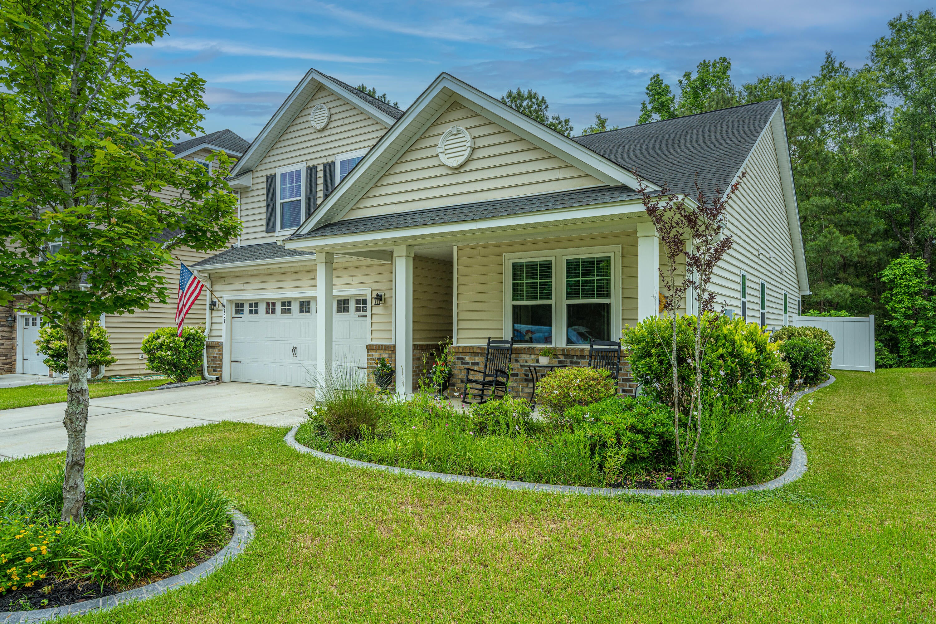 104 Blackwater Way