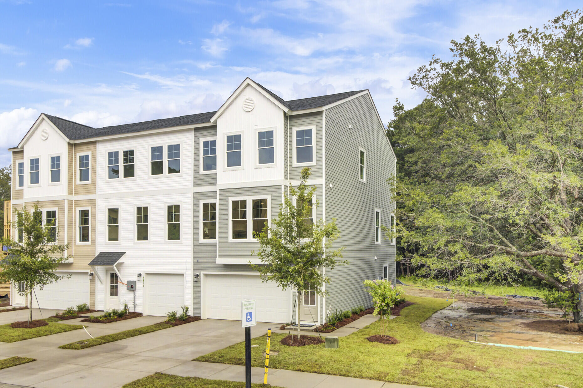 505 Caledon Court