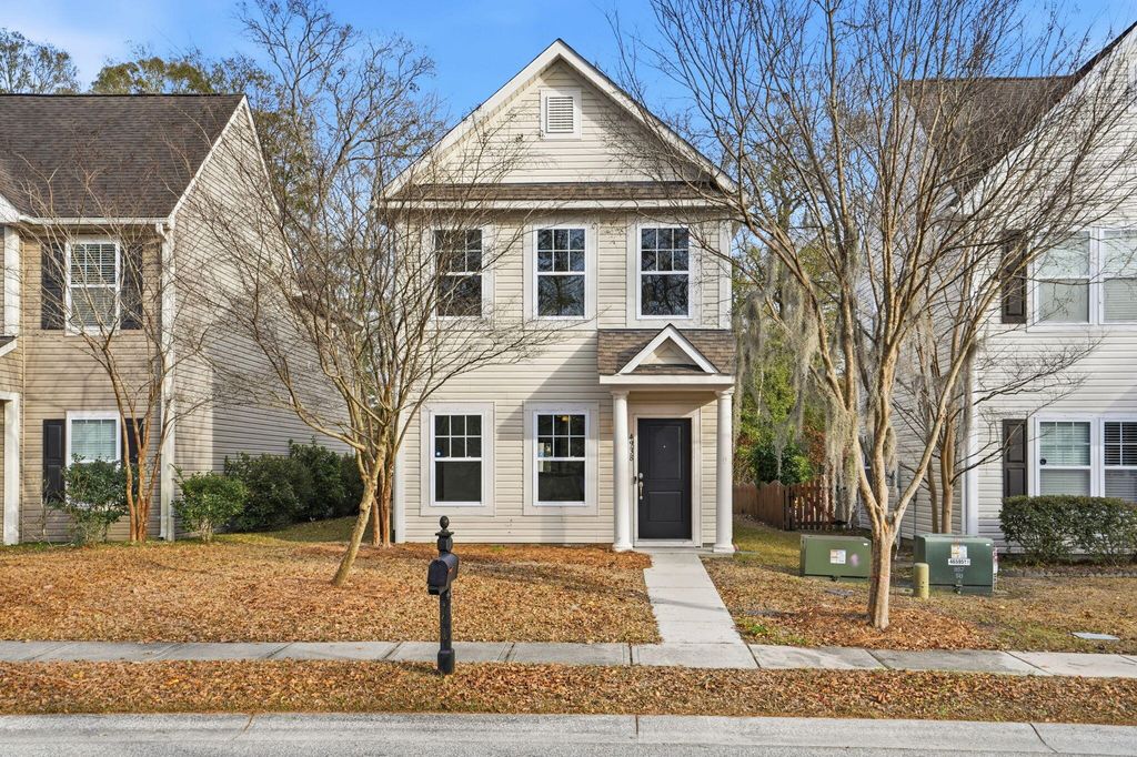 Photo of 4938 Ballantine Drive, Summerville, SC 29485 (MLS # 26001264)