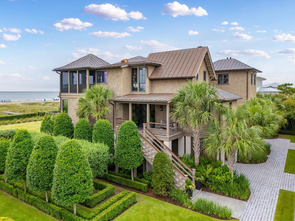 Photo of 1 44th Avenue, Isle of Palms, SC 29451 (MLS # 25025402)