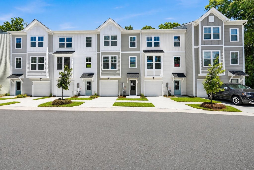 Photo of 465 Caledon Court, Johns Island, SC 29455 (MLS # 26019354)