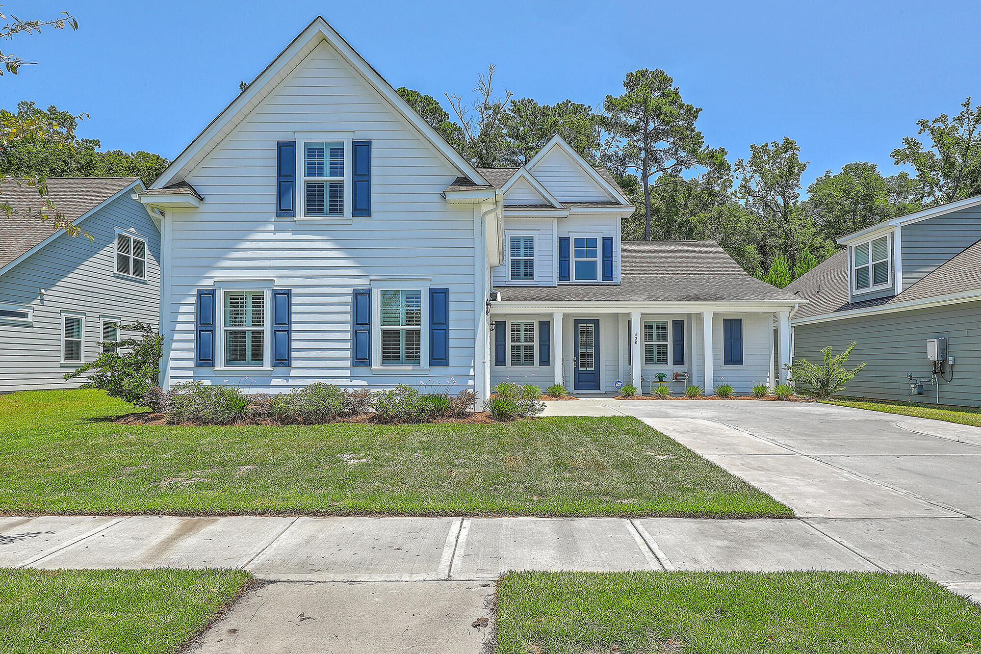 420 Oak View Way