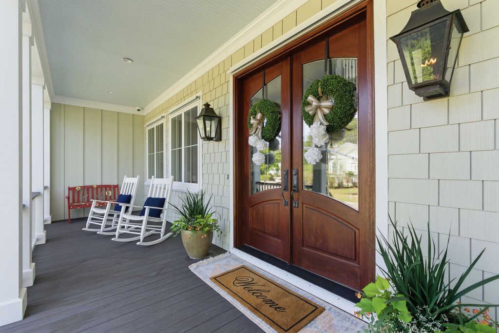 Photo of 3020 Intracoastal View Drive, Mount Pleasant, SC 29466 (MLS # 26012398)