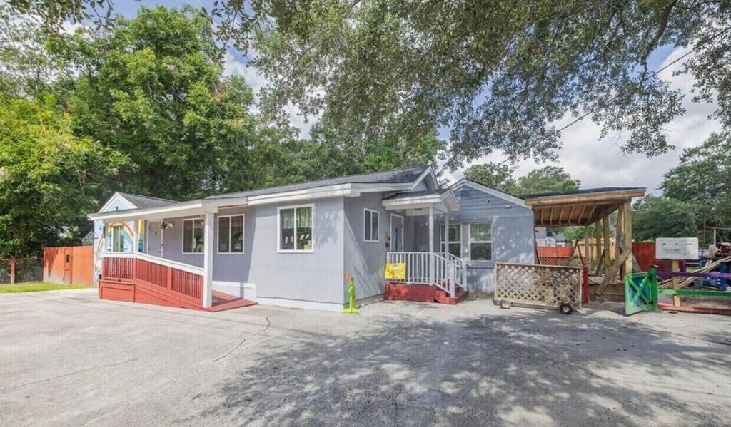 Photo of 24 Sycamore Avenue, Charleston, SC 29407 (MLS # 26005627)