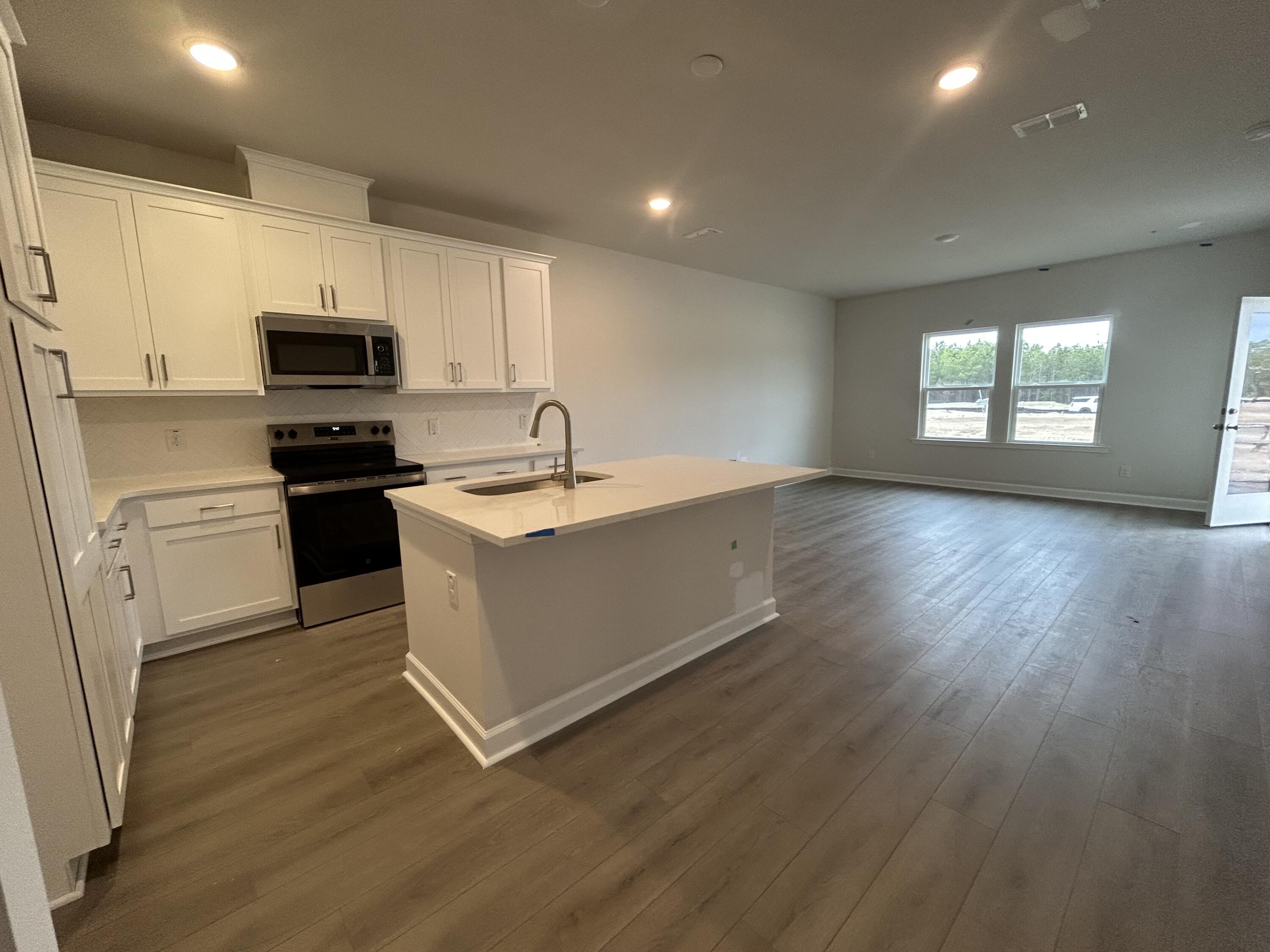 5055 Blackberry Lane