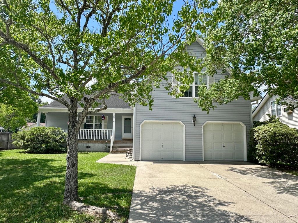 Photo of 2215 Sawmill Trace Lane, North Charleston, SC 29420 (MLS # 26014407)