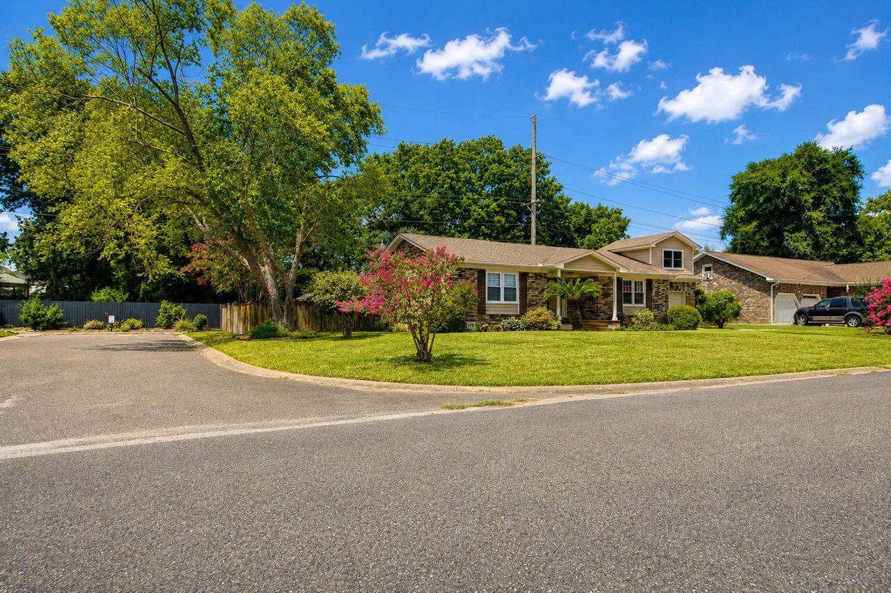 1119 Island View Drive