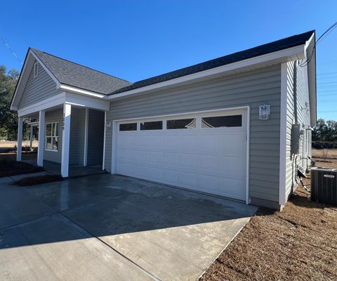 A home in North Charleston