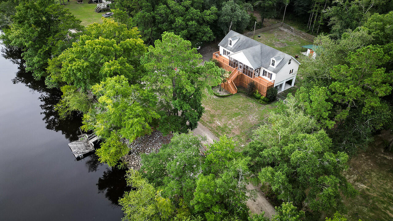 197 Hideaway Lane