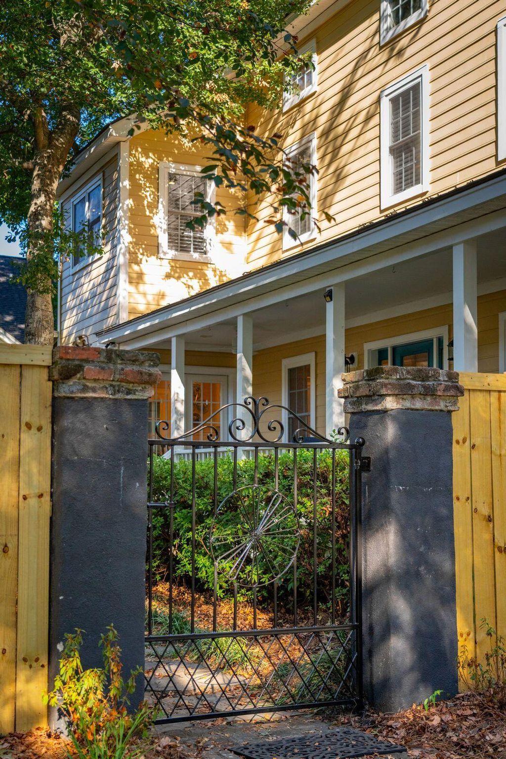 Photo of 1453 N Point Lane, Mount Pleasant, SC 29464 (MLS # 25026333)
