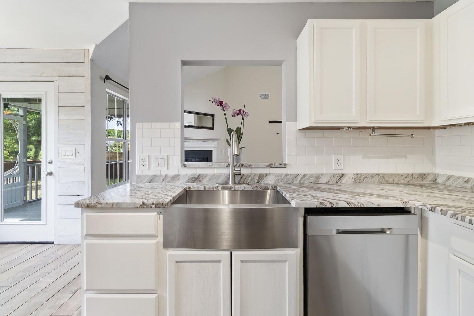 1245 Lakefront Drive