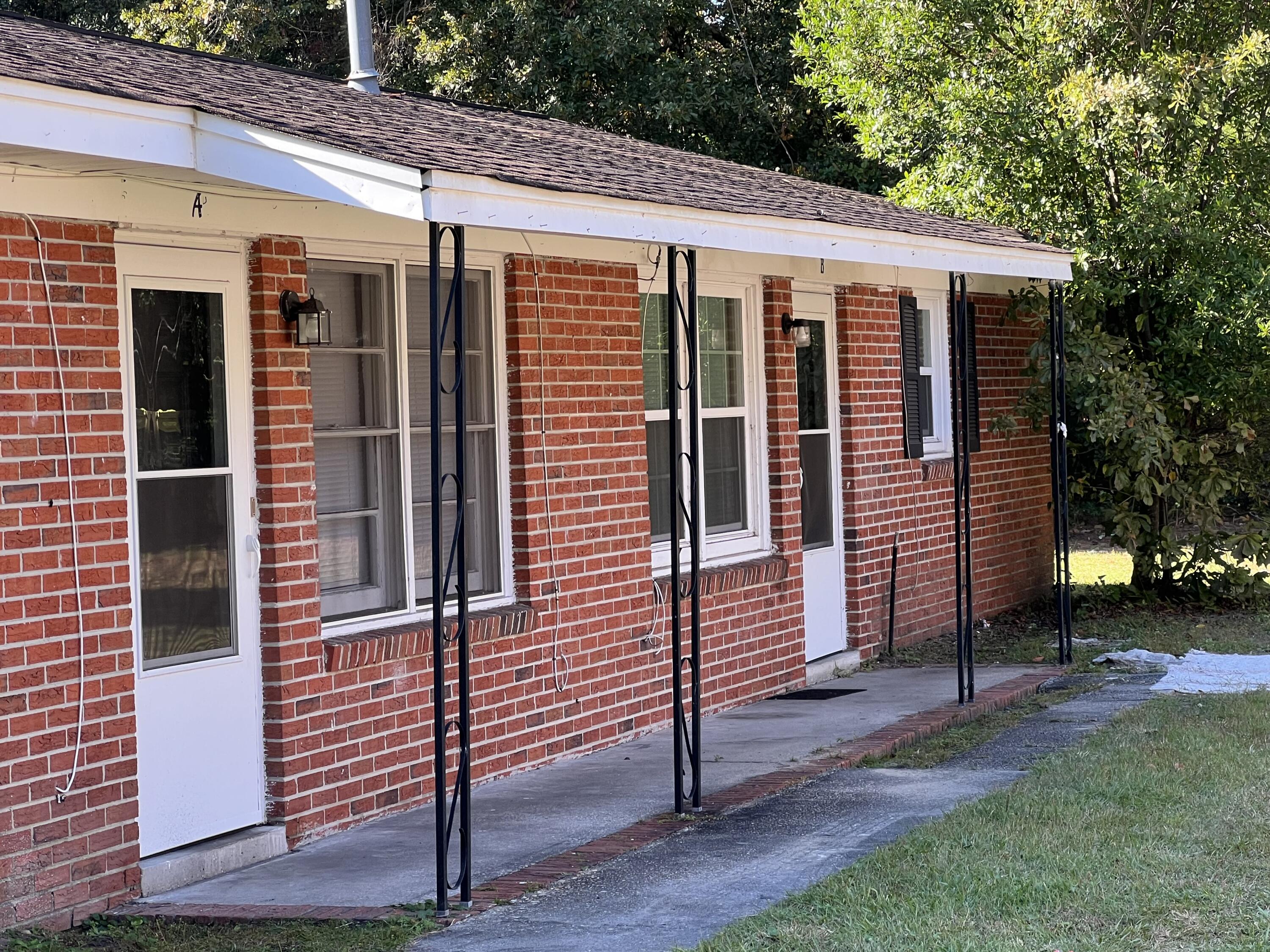 1532 Orange Grove Road A&B