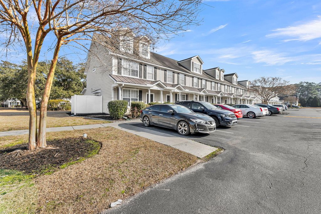 Photo of 704 Hemingway Circle, Summerville, SC 29483 (MLS # 26003307)