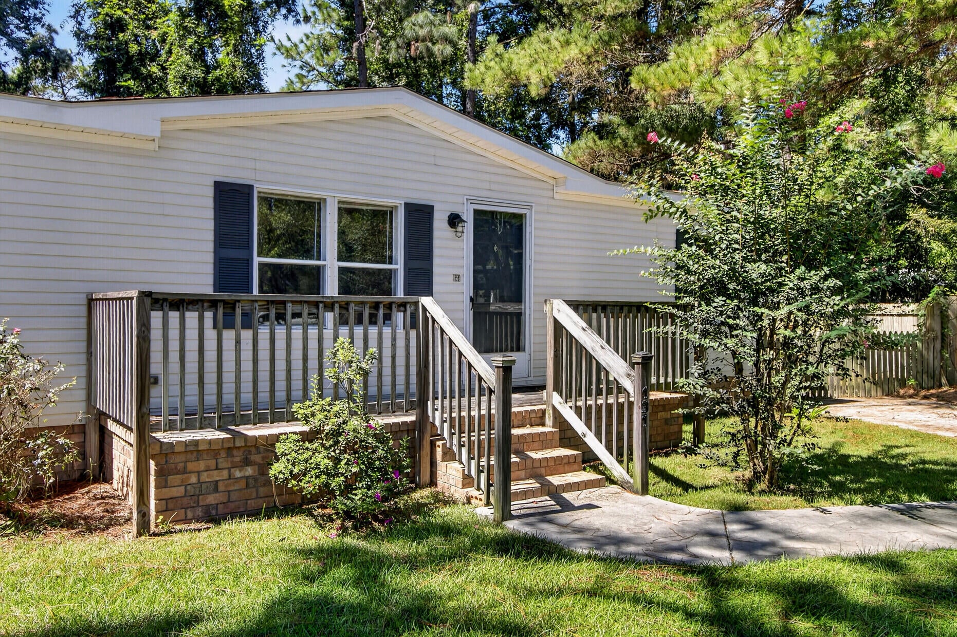 131 Blackberry Lane