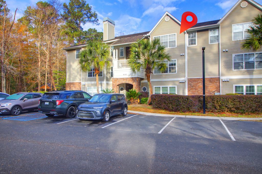 Photo of 188 Midland Parkway #312, Summerville, SC 29485 (MLS # 26000837)