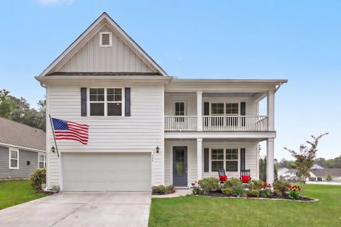 Photo of 480 Oak View Way, Summerville, SC 29483 (MLS # 26011910)