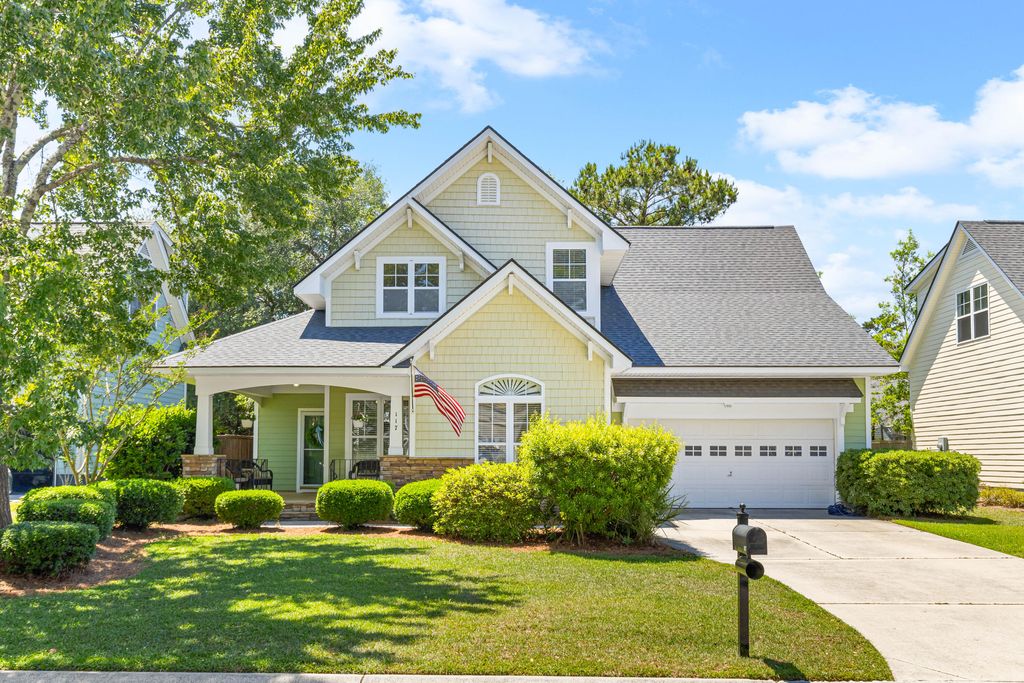 Photo of 117 Marshside Drive, Summerville, SC 29485 (MLS # 26014604)